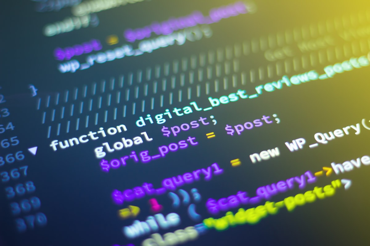 Código de programação e análise de vulnerabilidades de segurança